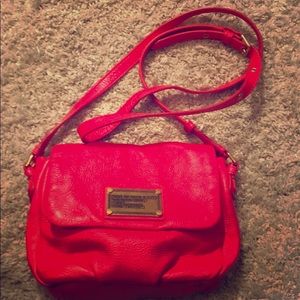 Marc Jacobs Diva Pink Crossbody purse